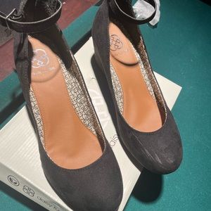 Women’s Wedge Heeled Shoes Size 9.5 Wide Width